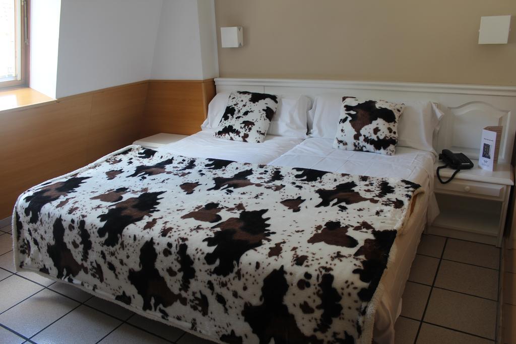 Hotel Pitiusa Andorra la Vella Eksteriør billede